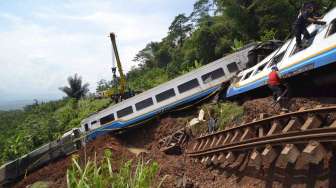 Jalur Kereta Tasikmalaya yang Anjlok akibat Longsor, Dibuka Kembali