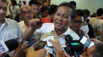 Prabowo Puji Kekompakan TPS di Tempatnya Mencoblos