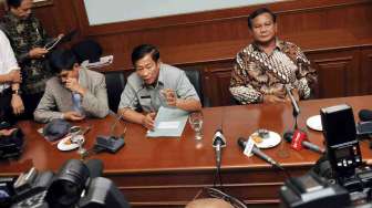 Calon presiden dari Gerindra Prabowo Subianto datang ke kantor DPP Persatuan Purnawirawan dan Warakuri ABRI dan Polri (Pepabri) di Jalan Diponegoro Jakarta, Selasa (22/4). [suara.com/Adrian Mahakam]