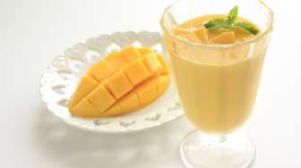 Smoothie Mangga Penyegar Hari Anda