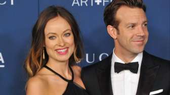 Jason Sudeikis dan Olivia Wilde Dikaruniai Bayi Lelaki