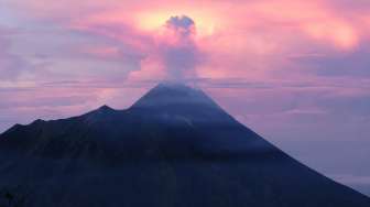 TNI Siap Diterjunkan ke Merapi dan Slamet