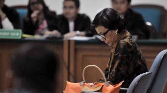 Mantan Menteri Keuangan Sri Mulyani di Pengadilan Negeri Tindak Pidana Korupsi Jakarta, Jumat (2/5). [suara.com/Adrian Mahakam] 
