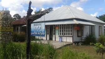 Menilik Sejarah Laskar Pelangi di Museum Kata