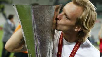 Barcelona Boyong Ivan Rakitic dari Sevilla