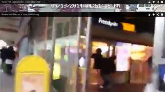 Video: Tak Bisa Keluar Toko, Perampok Ini Frustasi