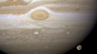 Jupiter Punya 79 Bulan tapi Bumi Hanya Satu, Kok Bisa?