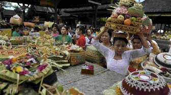 Sehari Setelah Galungan, Umat Hindu Bali Bersilaturahmi