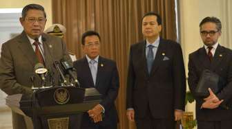 Presiden Susilo Bambang Yudhoyono  di Bandara Internasional Halim Perdanakusuma, Jakarta, Kamis (22/5). [Antara/Widodo S. Jusuf]