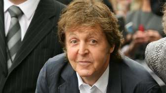 Paul McCartney Diserang Virus Misterius