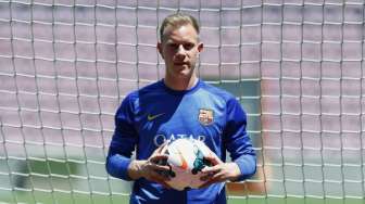 Video: Mengintip Ketangguhan Kiper Baru Barcelona, Marc Andre Ter Stegen