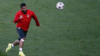 Sesi latihan Atletico Madrid di Luz Stadium, Lisbon, Jumat (23/5). [Reuters/Sergio Perez]  