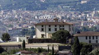 Pemandangan Fort Belveder, tempat Kim Kardashian dan Kanye West melangsungkan pernikahan di Florence, Italia, Sabtu (24/5/2014). (Reuters/Alessandro Garofalo)