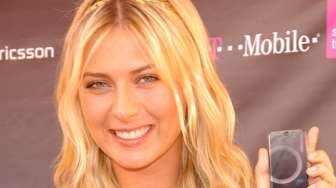 Maria Sharapova Tak Bisa Hidup Tanpa Handphone