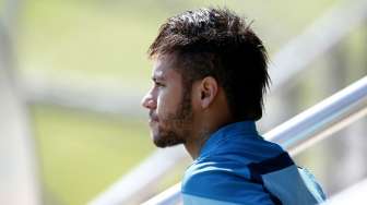 Neymar dengan Supermodel Brasil Berpose buat Vogue