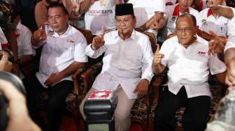 Deklarasi puluhan ormas mendukung capres-cawapres Prabowo-Hatta di Tugu Proklamasi, Jakarta, Selasa (10/6). [suara.com/Adrian Mahakam]