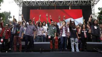 Deklarasi Revolusi Harmoni untuk Revolusi Mental di Parkir Timur Gelora Bung Karno jakarta, Rabu (11/6). [suara.com/Adrian Mahakam]