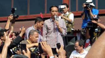 Jokowi Dapat Dukungan Ulama Pesantren Terbesar di Karawang 