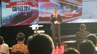 Ditanya Prabowo soal Penjualan Indosat, Jokowi Bela Megawati
