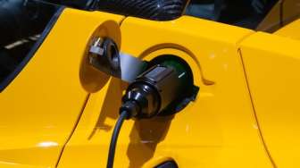 Ingin Beli Kendaraan Terelektrifikasi? Ini Regulasi Baru Pajak Mobil Listrik di Indonesia