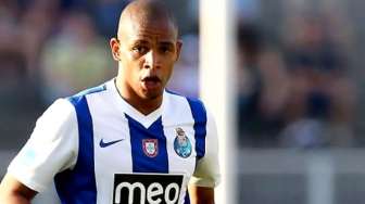 Manchester City Rekrut Gelandang Brasil dari Porto