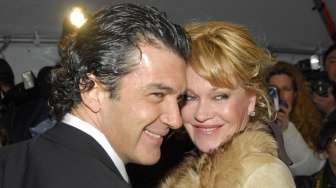 Antonio Banderas Kencan dengan Sharon Stone