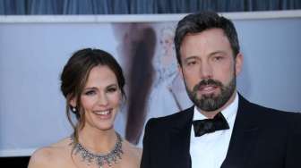 Ben Affleck Larang Istri Punya Teman Lelaki