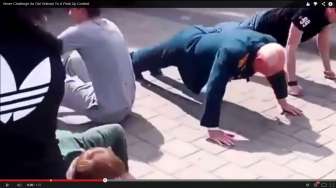 Video: Jangan Pernah Tantang Veteran Militer Adu "Push Up"