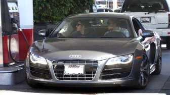 Bintang "Star Wars", Hayden Christensen Masih Pakai Audi R8