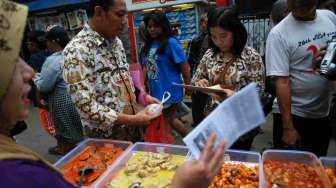 Pedagang Takjil Musiman Banyak Gunakan Mobil Mewah