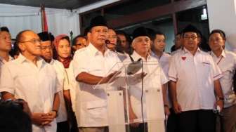 Kubu Prabowo Subianto-Hatta Rajasa klaim sebagai jawara versi quick count, di Jakarta, Rabu (9/7). [suara.com/Bowo Raharjo]