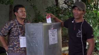 Nyoblos, Ritual Wajib Kaka "Slank"