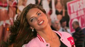 Rahasia Kecantikan Adriana Lima