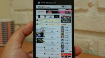 Video:  Membedah Ponsel Himax Pure III