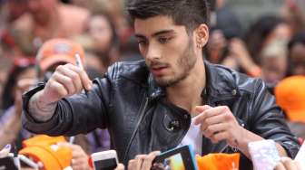 Pakai Cincin Kawin, Zayn Malik Dikabarkan Telah Menikah