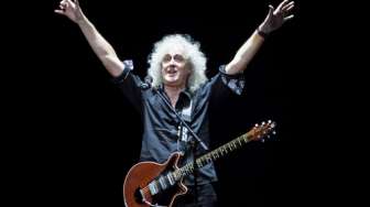 Gitar Brian May Jadi "Penumpang VIP" di Pesawat