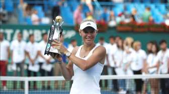 Wozniacki Raih Trofi WTA Perdana Tahun Ini 