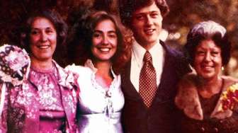 Bill Clinton Kecanduan Seks, Ini Pembelaan Sang Istri