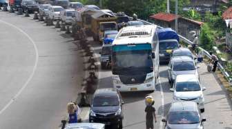 Malam Ini, Jalur Pantura dan Merak Diperkirakan Mulai Padat