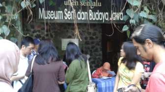 Belajar Sejarah Mataram di Museum Ullen Sentalu