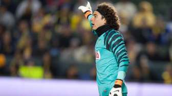 Malaga Dapatkan Ochoa