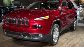 Jeep Cherokee Diretas, Lakukan Aksi Berbahaya