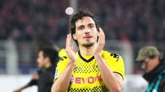 Soal Diminati oleh MU, Hummels Menolak Komentar