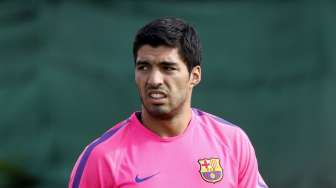 Suarez Siap Debut Bersama Barca  