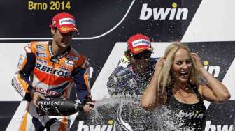 Foto: Pedrosa Patahkan Dominasi Marquez 