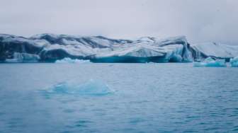 Antartika Diduga Simpan 300 Ribu Batuan Luar Angkasa Tersembunyi