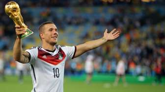 Podolski Ngebet Pulang ke Arsenal