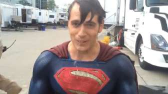 Superman Juga Ikut Tantangan Ice Bucket Challenge