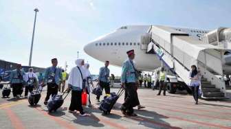 Saudi Airlines Tertunda 14 Jam,  Curhatan Jemaah Haji Palembang Alami Keterlambatan