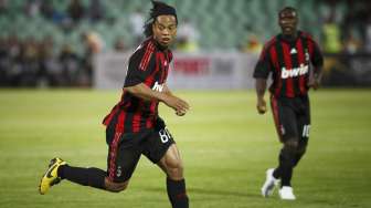 Setelah Mesut Ozil, Giliran Ronaldinho Sambangi Indonesia Akhir Pekan Ini